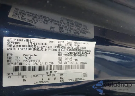 2017 Ford Focus Titanium из США, поврежденный, VIN 1FADP3J28HL257244